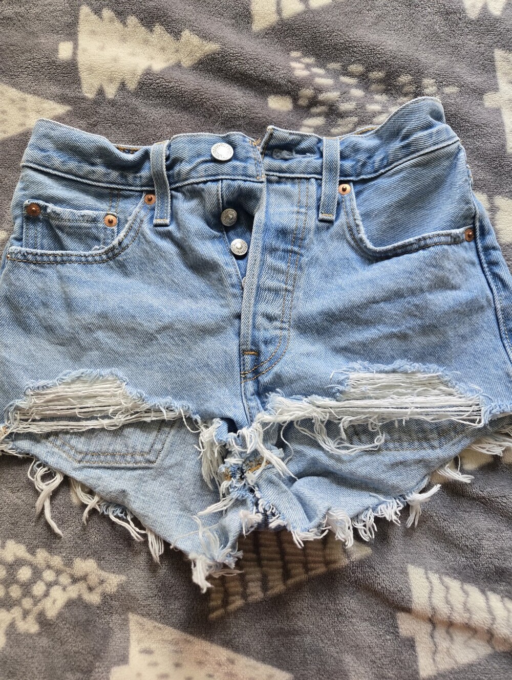 Levi 501 Light Blue Distressed Denim Women’s Shorts -